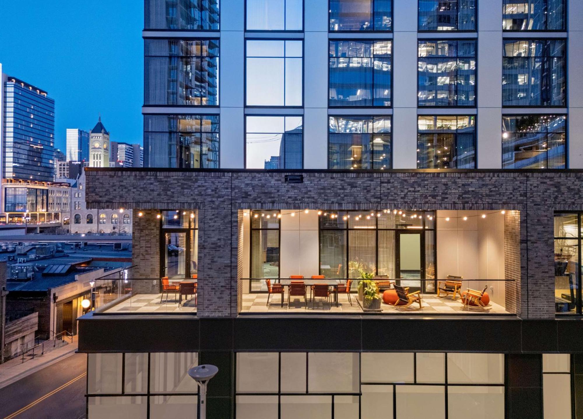 Caption By Hyatt Downtown Nashville/The Gulch Bagian luar foto